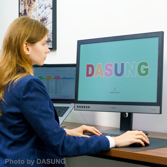 DASUNG Paperlike Color: World First Color E-ink Monitor (25.3-inch)